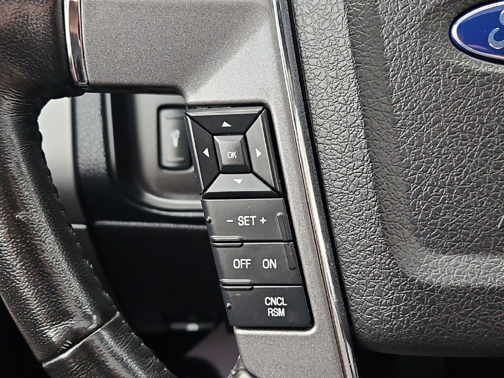Used 2017 Ford Expedition Platinum AWD/4WD image 31