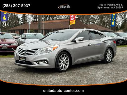 Used 2012 Hyundai Azera w/ Technology Pkg