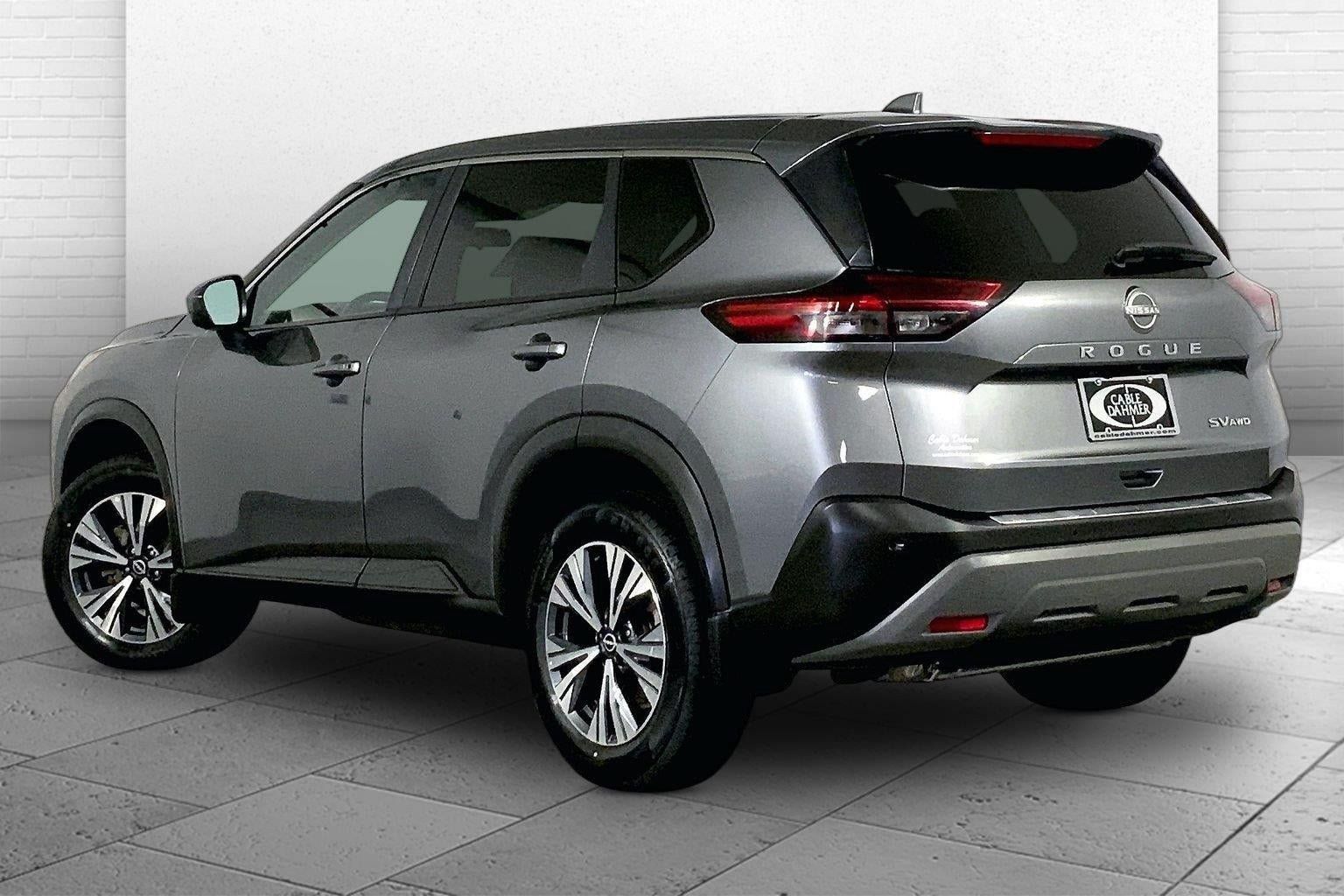 Used 2023 Nissan Rogue SV AWD/4WD image 11