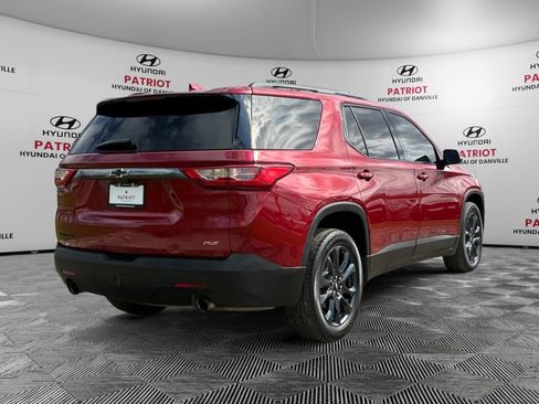 Used 2021 Chevrolet Traverse RS w/ LPO, Floor Liner Package FWD image 3