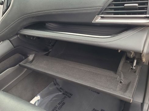 Used 2020 Subaru Outback Limited image 21