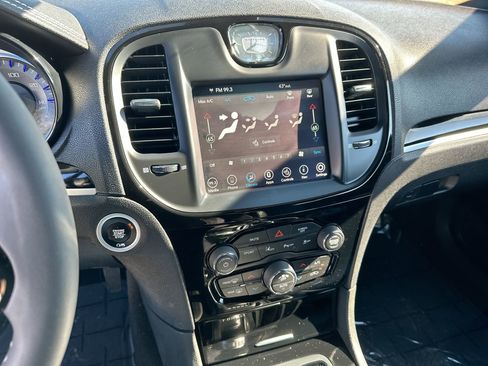 Used 2022 Chrysler 300 S w/ Safetytec Plus Group image 16