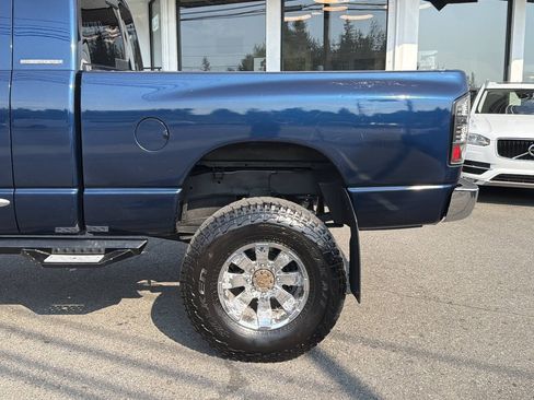 Used 2006 Dodge Ram 2500 Truck Laramie w/ Protection Group AWD/4WD image 3