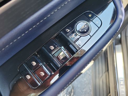 New 2026 INFINITI QX80 4WD w/ Sport Exterior Package image 17