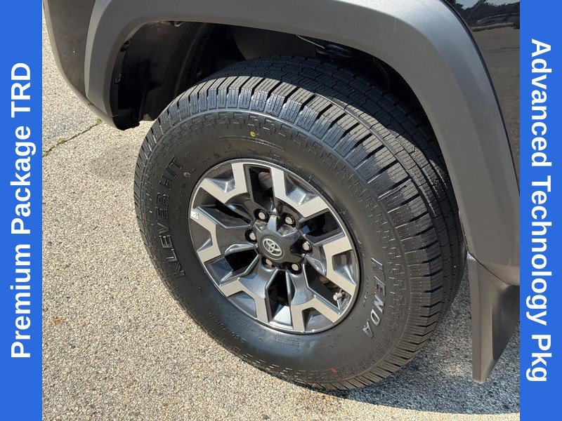 Used 2023 Toyota Tacoma TRD Off-Road w/ TRD Premium Off Road Package AWD/4WD image 10