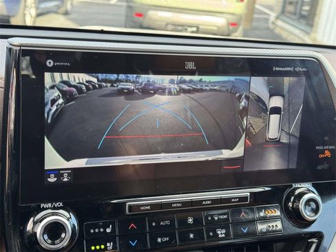 Used 2020 Toyota Highlander Limited Platinum image 5