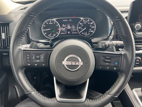 Used 2022 Nissan Pathfinder SV image 53