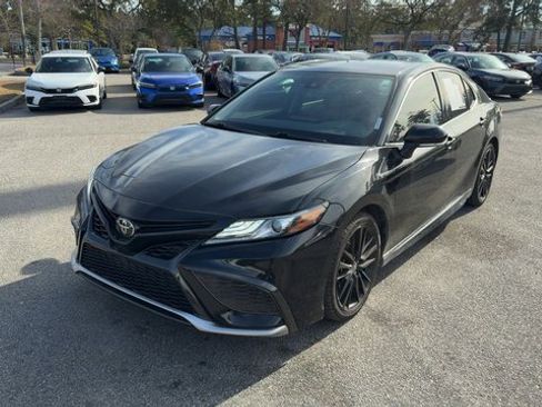 Used 2022 Toyota Camry XSE image 1