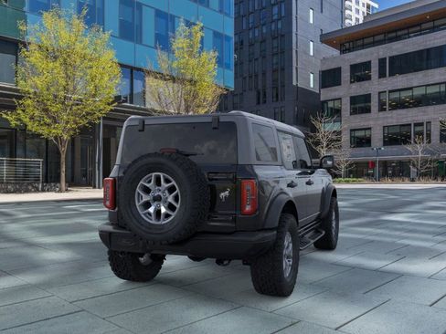 New 2025 Ford Bronco Badlands image 8