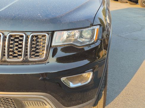 Used 2018 Jeep Grand Cherokee Limited w/ Trailer Tow Group IV AWD/4WD image 11