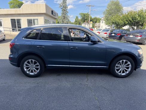 Used 2016 Audi Q5 2.0T Premium Plus w/ Technology Package AWD/4WD image 10