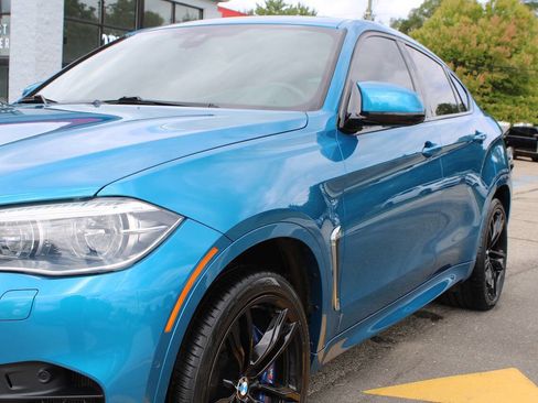 Used 2018 BMW X6 M image 48