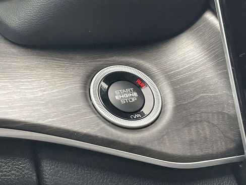 New 2025 Jeep Grand Cherokee L Limited w/ Trailer Tow Package image 38