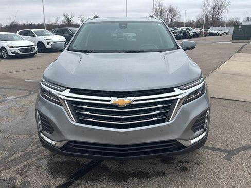 Used 2023 Chevrolet Equinox Premier image 10