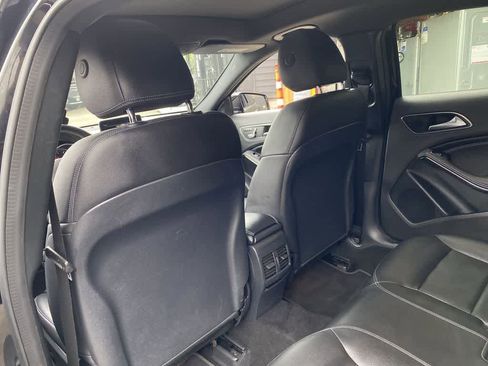 Used 2018 Mercedes-Benz GLA 250 4MATIC image 16
