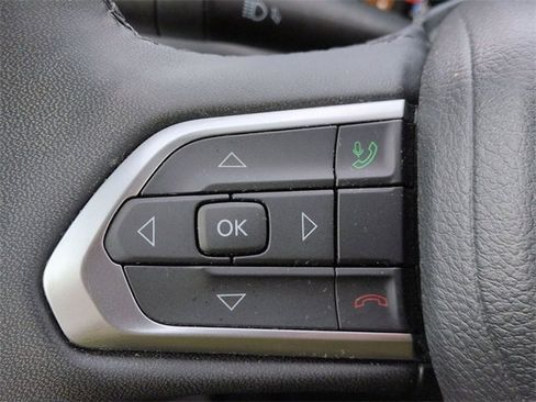 Certified 2023 Jeep Compass Limited image 19