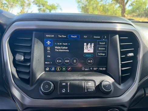 Used 2021 GMC Acadia AT4 w/ Preferred Package AWD/4WD image 16