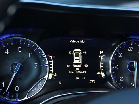 New 2026 Chrysler Pacifica Limited image 27