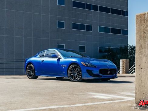Used 2016 Maserati GranTurismo Sport image 17