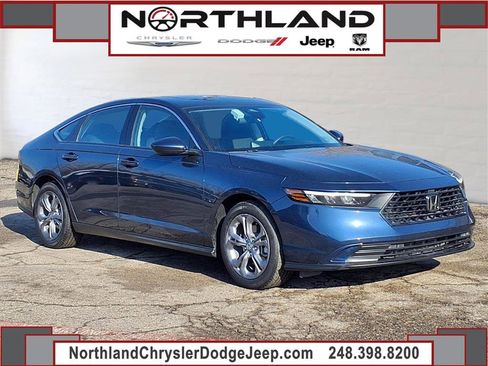 Used 2024 Honda Accord EX image 26