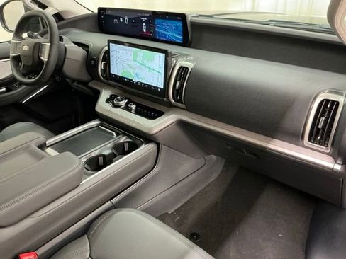 New 2026 Ford Expedition Active AWD/4WD image 20