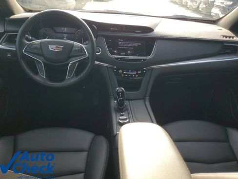 Certified 2023 Cadillac XT5 Luxury FWD image 15