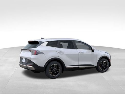 New 2026 Kia Sportage EX image 6