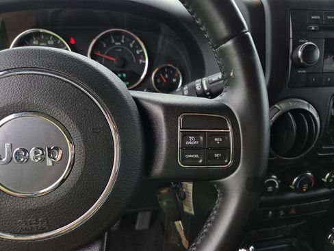Used 2018 Jeep Wrangler Unlimited Sport S AWD/4WD image 20