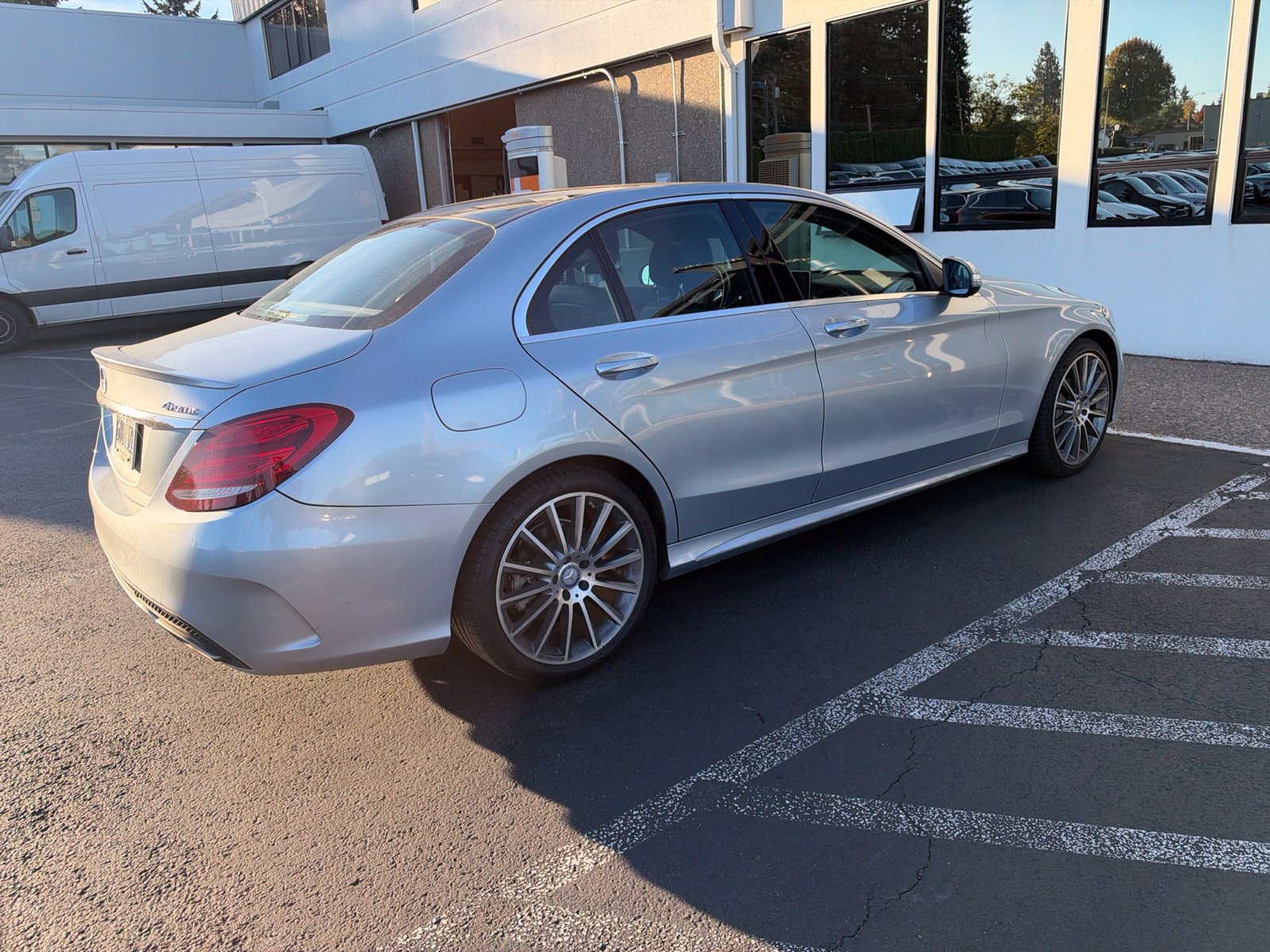 Used 2015 Mercedes-Benz C 300 4MATIC Sedan image 4