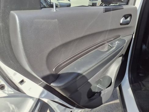 Used 2023 Dodge Durango SXT image 7