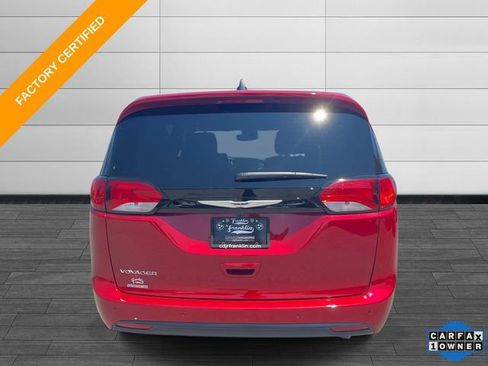 Used 2025 Chrysler Voyager LX FWD image 5