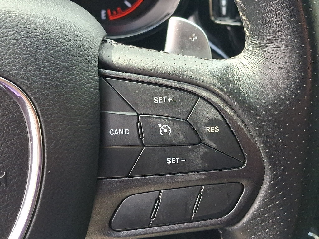 Used 2022 Dodge Durango R/T w/ Blacktop Package AWD/4WD image 27