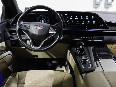 Used 2022 Cadillac Escalade ESV Premium Luxury image 29