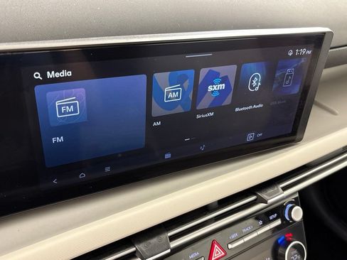 Used 2025 Hyundai Tucson SEL FWD image 35