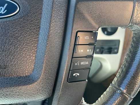 Used 2014 Ford F150 Lariat w/ Equipment Group 501A Mid image 20