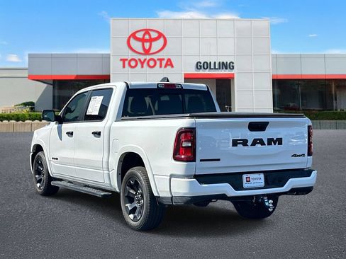 Used 2025 RAM 1500 Big Horn AWD/4WD image 4