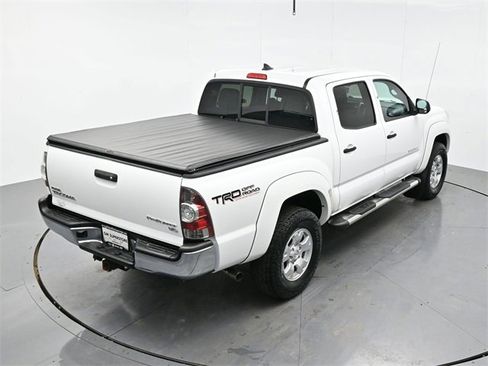 Used 2012 Toyota Tacoma PreRunner image 33