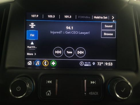 Used 2024 GMC Terrain SLT FWD image 25