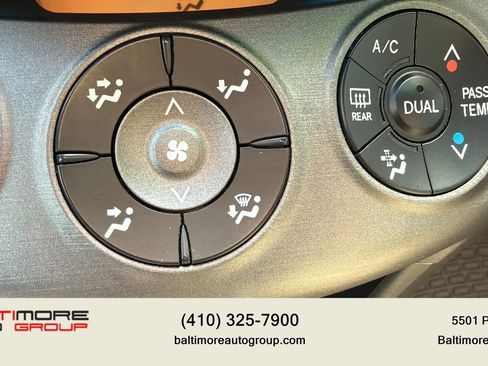 Used 2010 Toyota RAV4 Limited image 39