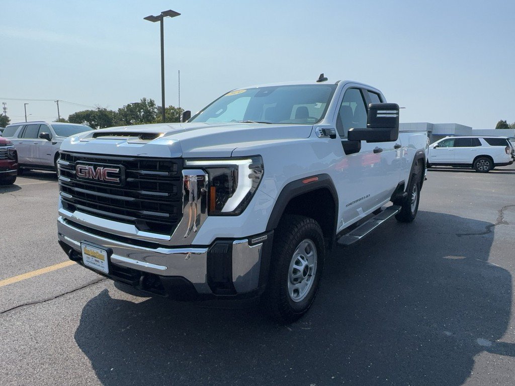 Certified 2024 GMC Sierra 2500 Pro w/ Convenience Package AWD/4WD image 8