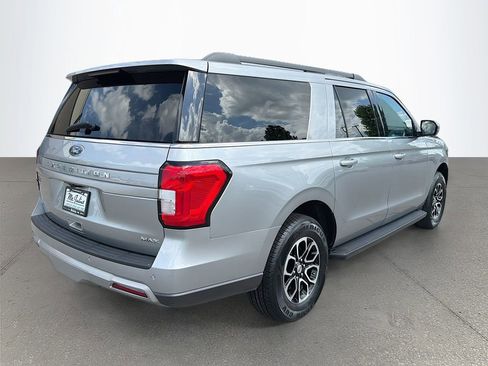 Used 2024 Ford Expedition Max XLT AWD/4WD image 4