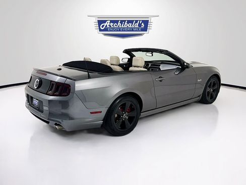 Used 2013 Ford Mustang GT Premium RWD image 8