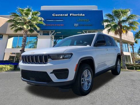 New 2026 Jeep Grand Cherokee Laredo RWD image 9