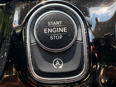 Used 2021 Mercedes-Benz GLA 250 image 11
