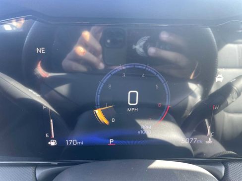 Used 2025 Chevrolet TrailBlazer RS image 10