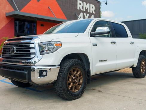 Used 2018 Toyota Tundra Limited w/ Limited Premium Package AWD/4WD image 1