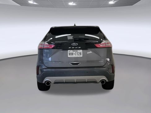 Used 2022 Ford Edge Titanium AWD/4WD image 8