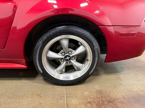 Used 2004 Ford Mustang GT RWD image 85
