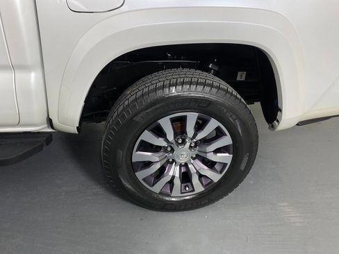 Certified 2022 Toyota Tacoma Limited image 29