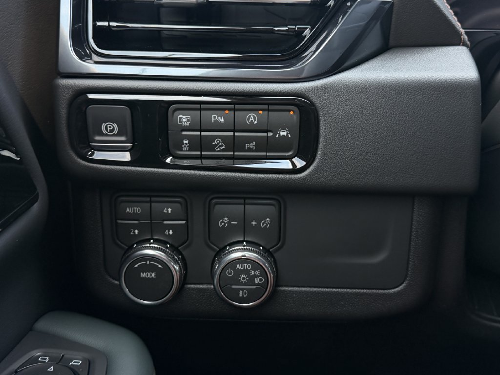 New 2027 GMC Yukon AT4 w/ AT4 Premium Package AWD/4WD image 20